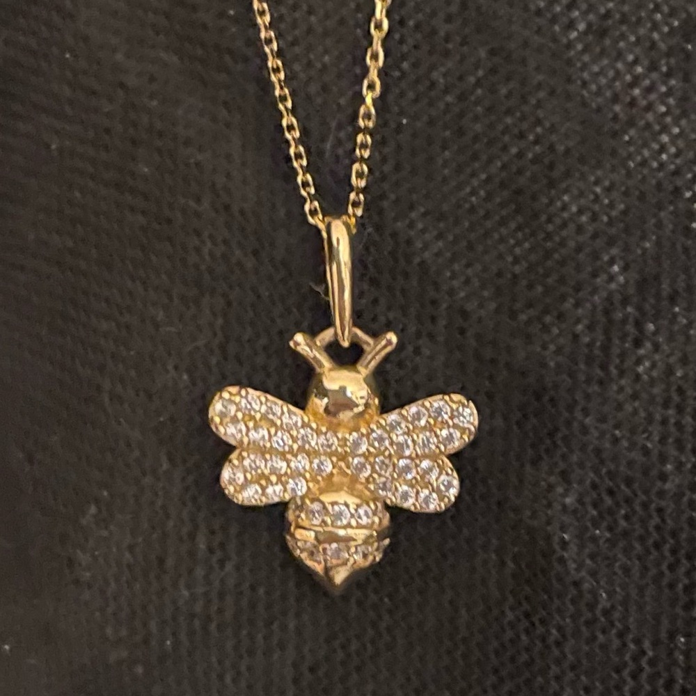 14k Gold Bee CZ Pendant Necklace